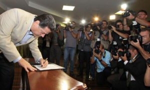 MarconiassinadecretoAbapProduzir