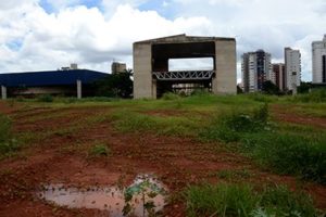 Centro de Excelência do Esporte, inacabado
