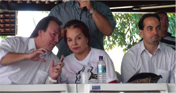 JuniorFriboieDonaIrisInhumasCaravana