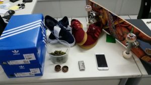 Preso jovem que aplicava golpes em lojas virtuais em Goi&acirc;nia