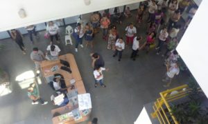 Nova reuni&atilde;o entre servidores da educa&ccedil;&atilde;o e administra&ccedil;&atilde;o municipal termina sem acordo