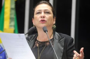 An&uacute;ncio do Plano Safra ser&aacute; no dia 19 de maio, diz K&aacute;tia Abreu