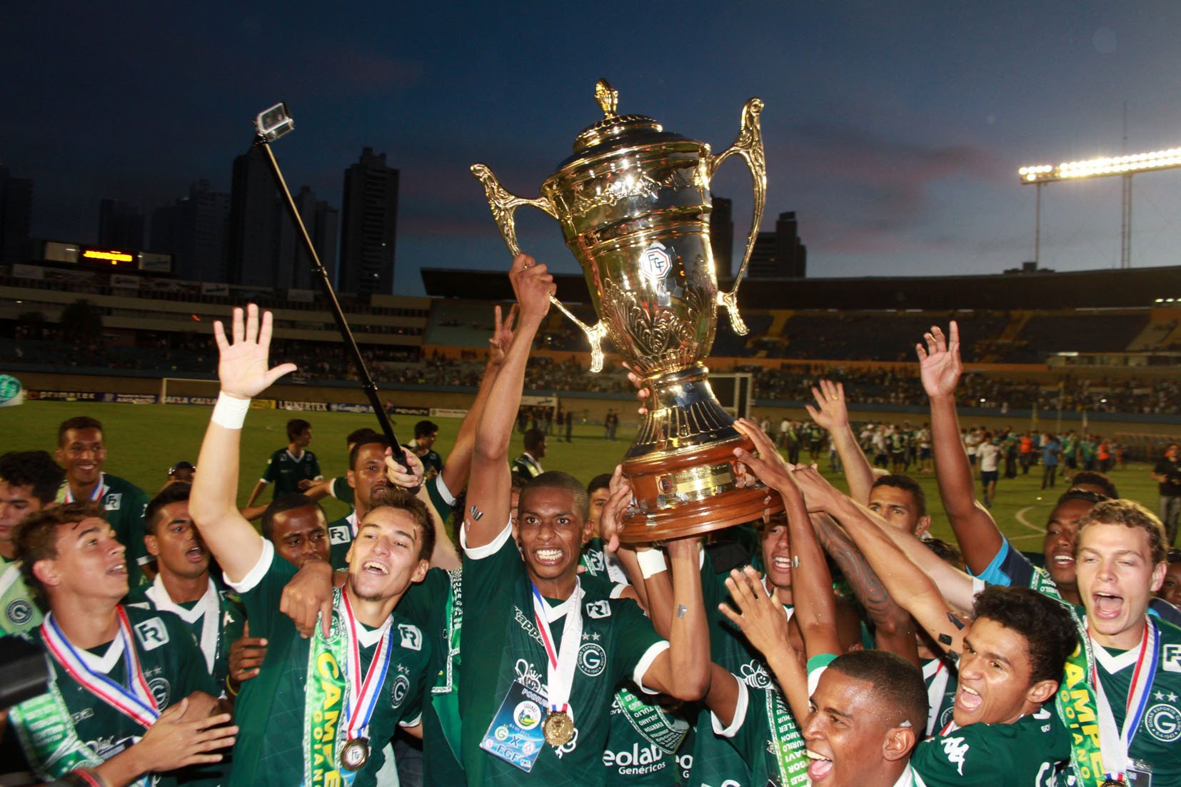 03 05 15 FinalGoias1x1AparcGyn Leoiran 8553