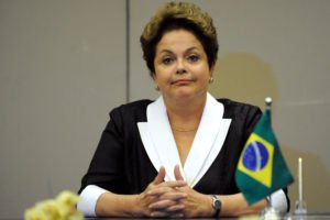 Dilma diz n&atilde;o ter nada a temer sobre pedidos de impeachment
