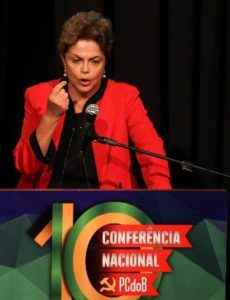 N&atilde;o estamos aumentando impostos, afirma Dilma