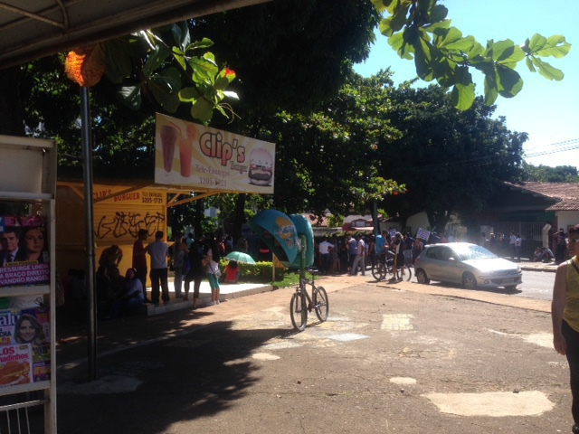 Fim da greve da educa&ccedil;&atilde;o municipal; aulas voltam nesta segunda-feira, 25