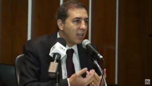 Jos&eacute; Eliton participa de abertura oficial da Pecu&aacute;ria 2015 nesta quarta-feira, 13