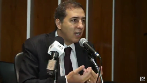 Jos&eacute; Eliton participa de abertura oficial da Pecu&aacute;ria 2015 nesta quarta-feira, 13