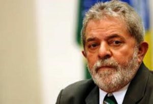 Ap&oacute;s cr&iacute;ticas de Lula &agrave; terceiriza&ccedil;&atilde;o, PMDB diz que n&atilde;o votar&aacute; ajuste fiscal