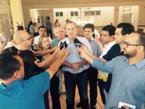 prefeito de goiania paulo garcia visita obra da UPA jardim curitiba 01 05 15
