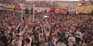 UNE faz manifesta&ccedil;&atilde;o em Goi&acirc;nia contra corte de R$ 9 bi da educa&ccedil;&atilde;o