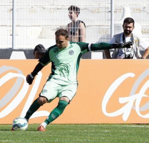 Ponte Preta empata com Goi&aacute;s em casa e perde chance de voltar ao G4