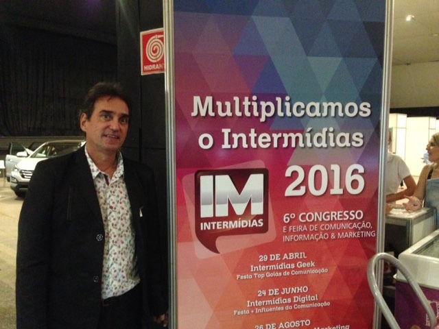 YURI CONTATO COMUNICACAO