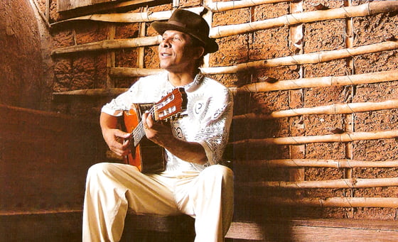 Compositor e cantor Juraildes da Cruz