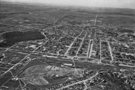 Estacao ferroviaria de Goiania anos 50