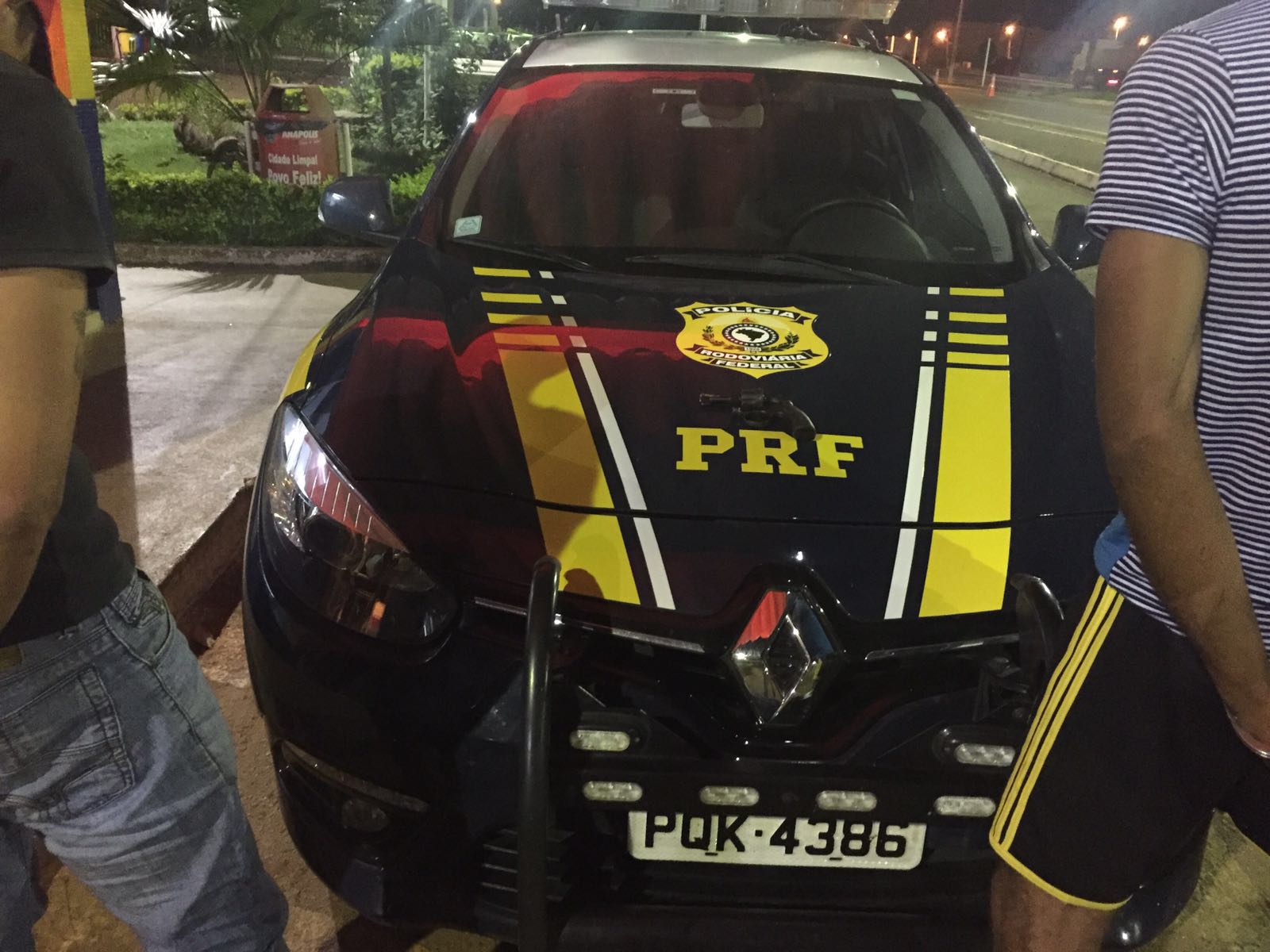 carro apreendido prf