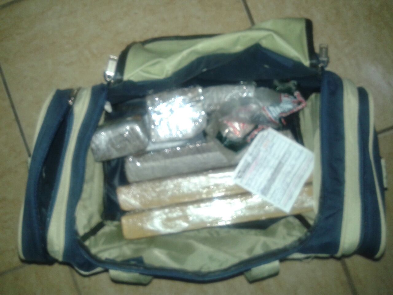 4e8610464ef63174293c3a6baee3c619