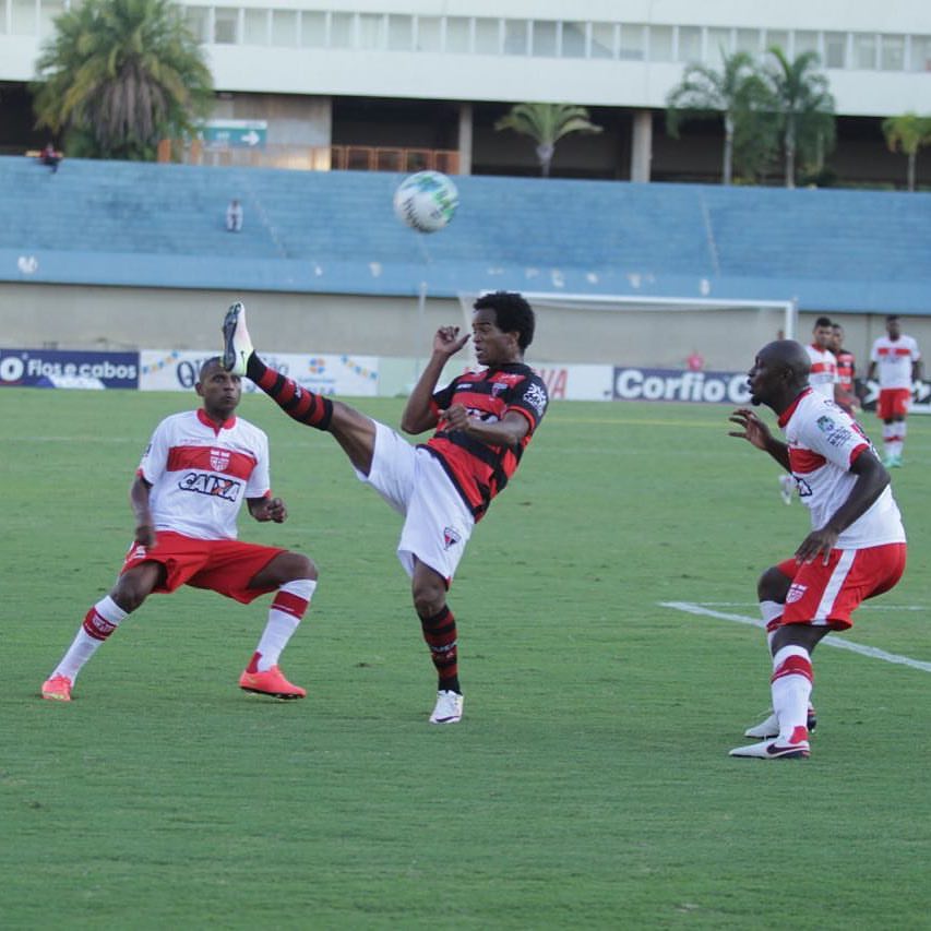 foto para mat atle crb