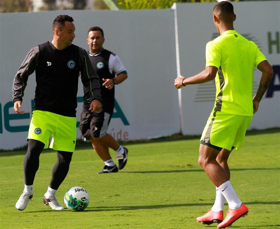 foto daniel carvalho mat penalti