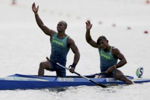 isaquias e erlon medalha de prata na canoa dupla 1000m