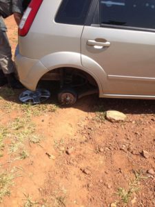 carro roda furtada paco municipal