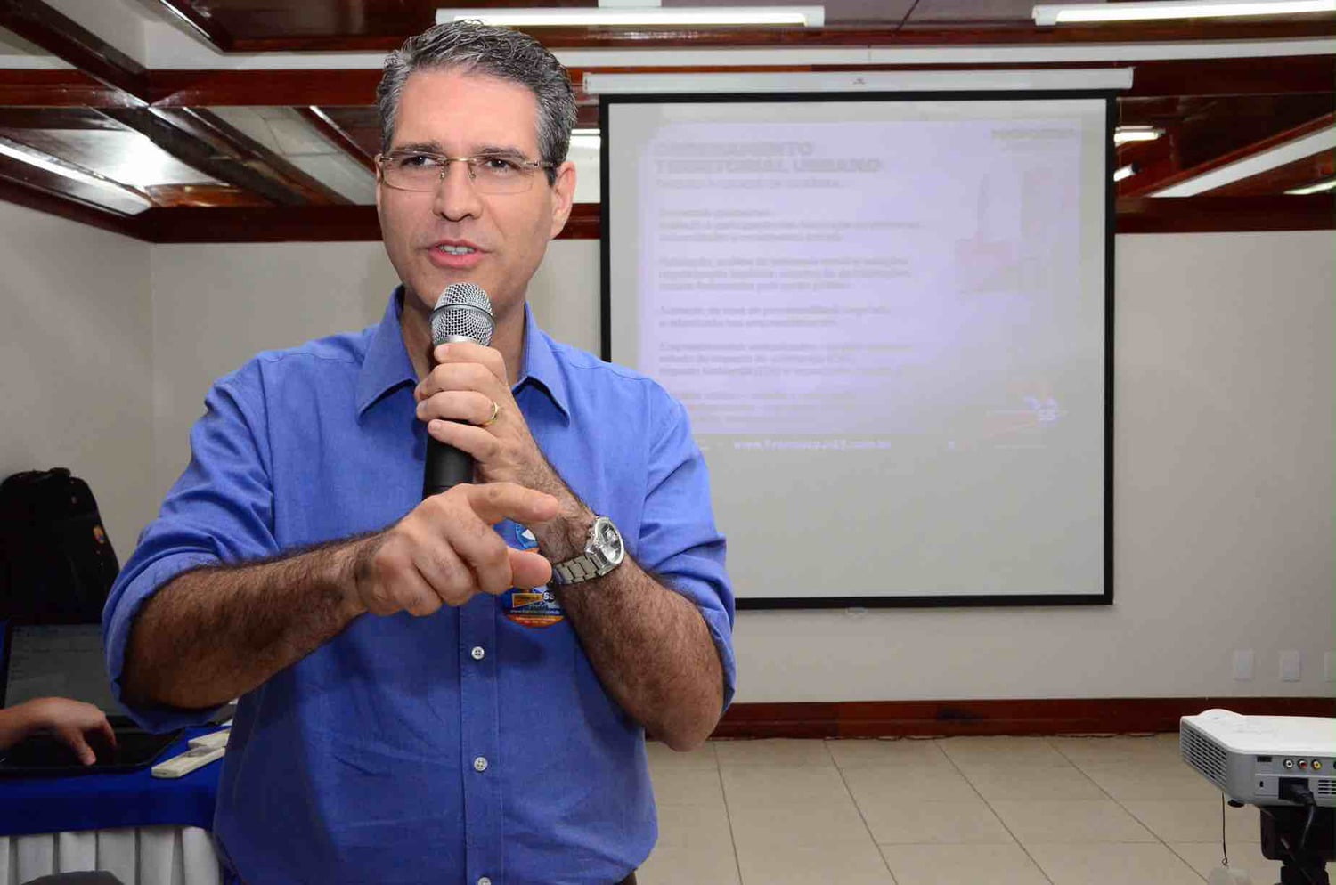 francisco jr fala habitacao