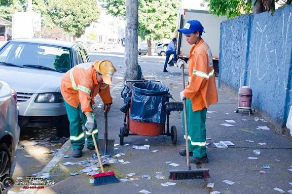 limpeza comurg eleicao foto luciano magalhaes 2014