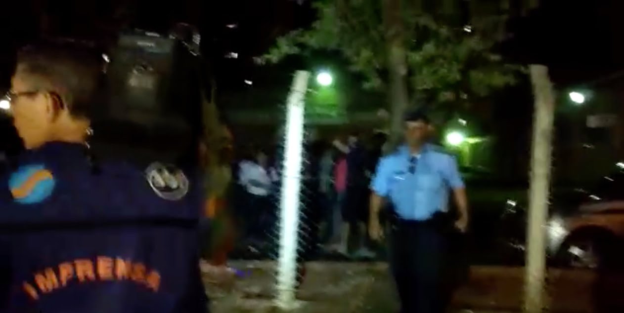 confronto guarda com professores goiania abril