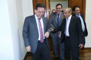 marconi perillo iris rezende gustavo mendanha roberto do orion foto henrique luiz govgo 01