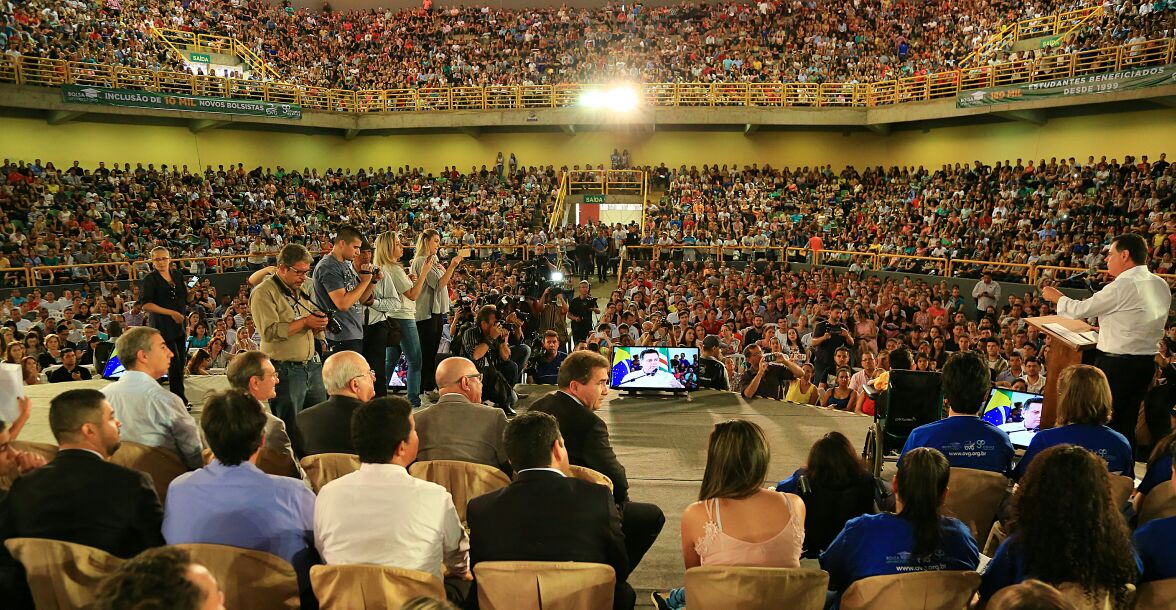 marconi bolsa universitaria