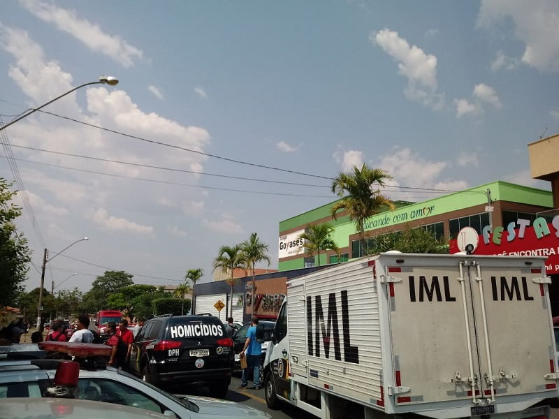 Instituto Médico Legal ficou cerca de duas horas no local. iml no goyazes