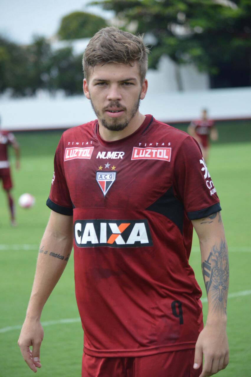 julio cesar atletico 12