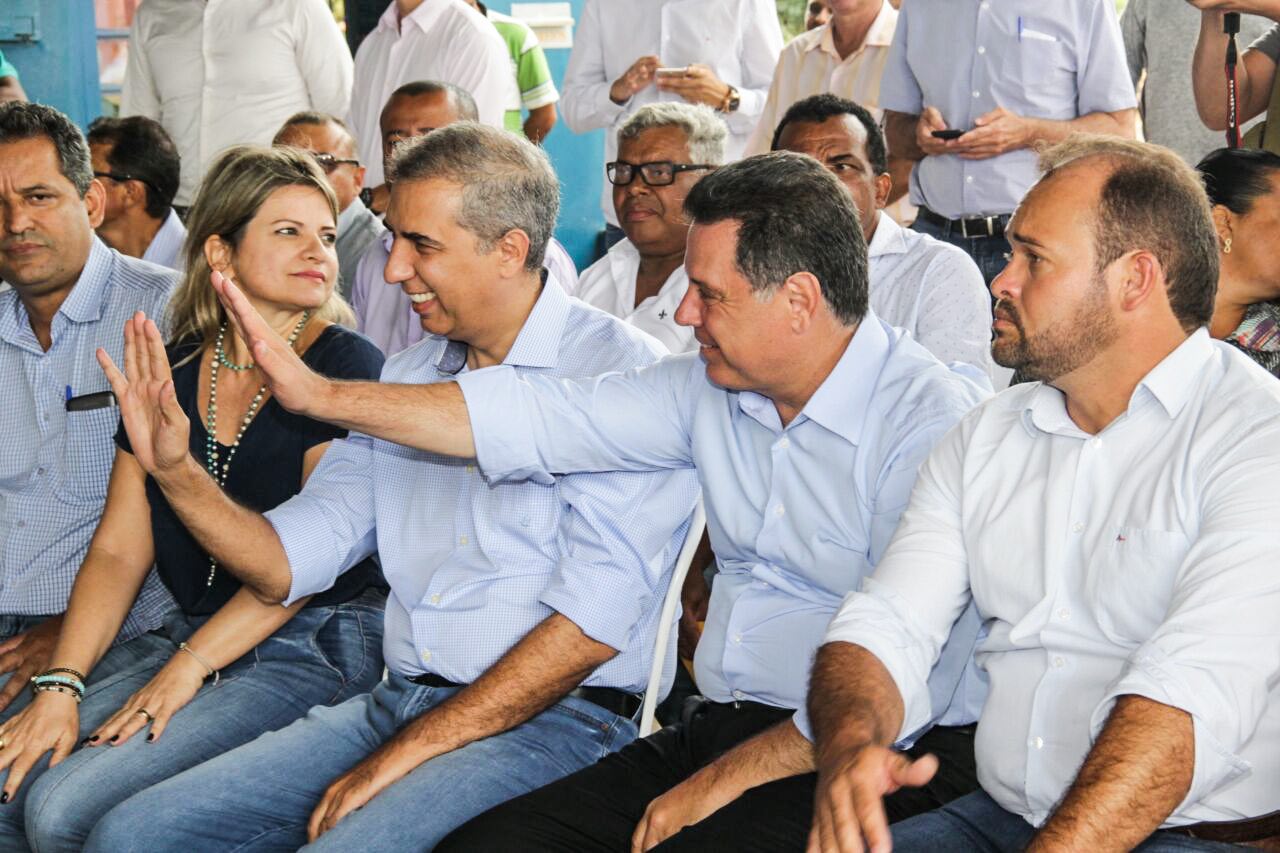 marconi perillo jose eliton goias na frente sao domingos foto marco monteiro 01