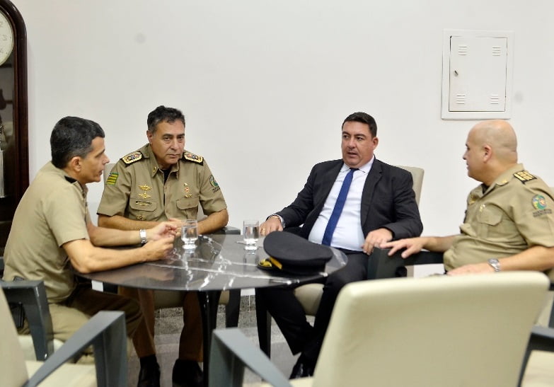 viti reune comando da PM.jpg