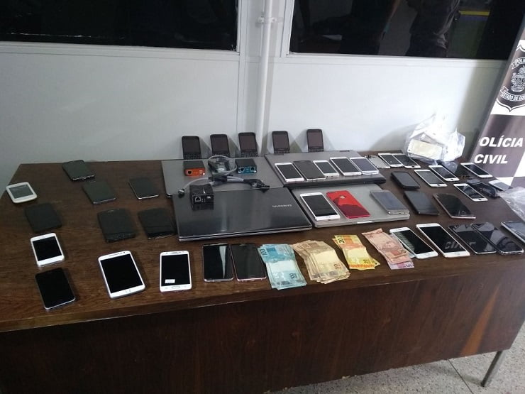 Celulares roubados foto samuel straioto diario de goias.jpg