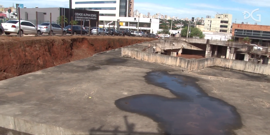 Estrutura atual da Casa de Vidro (Foto: Reprodução vídeo DG) casa de vidro foto print DG.png