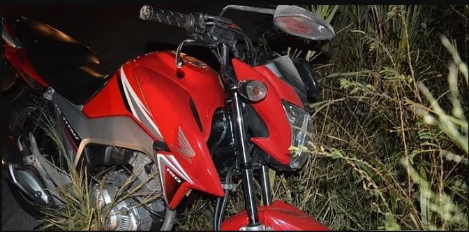 colisao tres veiculos proximo a ceres rep folha de jaragua.jpg