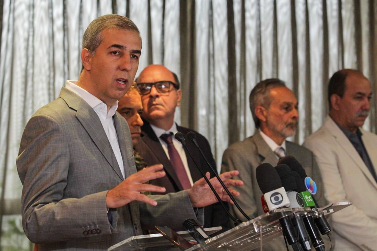 José Eliton - Pronunciamento - Greve dos caminhoneiros - Foto Marco Monteiro 02.jpg