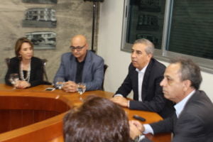 19-06-18-PisoSalarialProfessores-GovGo-Leoiran- (2).jpg