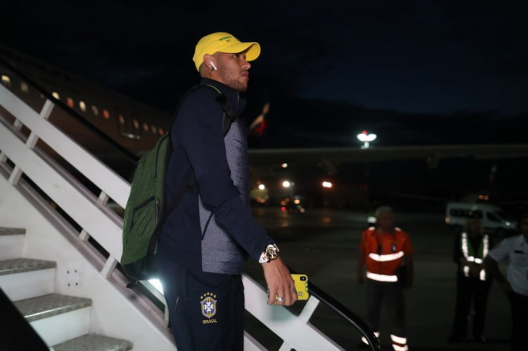 chegada da selacao a moscou foto lucas figueiredo cbf.jpg