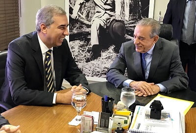 iris e ze eliton .jpg