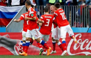 russia comemora gol contra arabia saudita foto Fotoarena-Folhapress.jpg