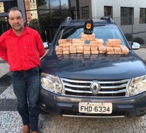 homem preso em britania trafico div.jpg