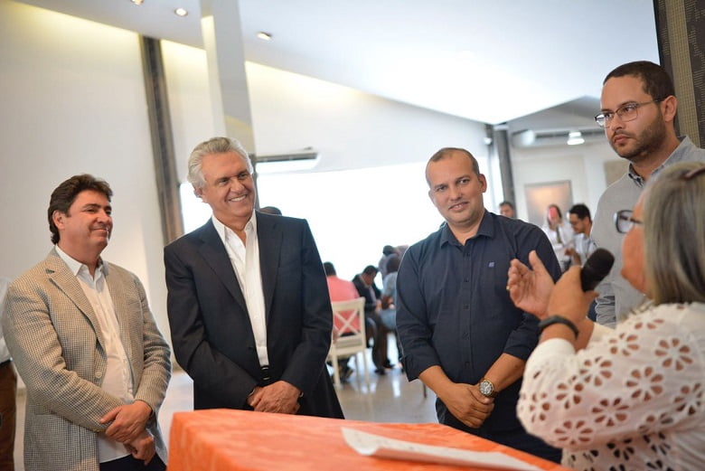 pastora cida pros foto junior guimaraes.jpg