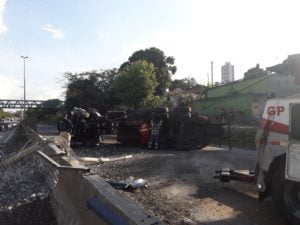 caminhao limpa fossa 1.jpg