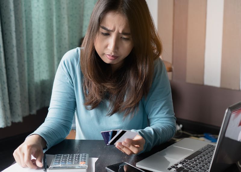 JOVENS INADIMPLENTES.jpg