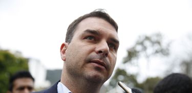 flavio bolsonaro foto tania rego agencia brasil.jpg