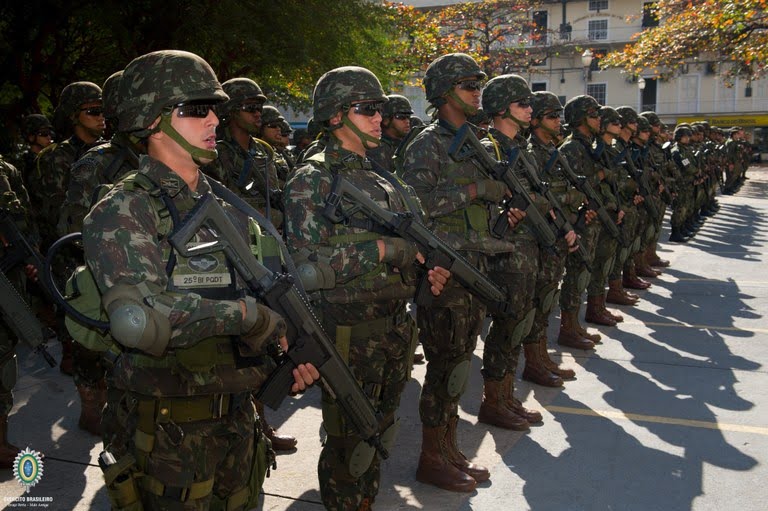 Exército abre seleção para sargentos técnicos com salários de R$ 4,1 mil