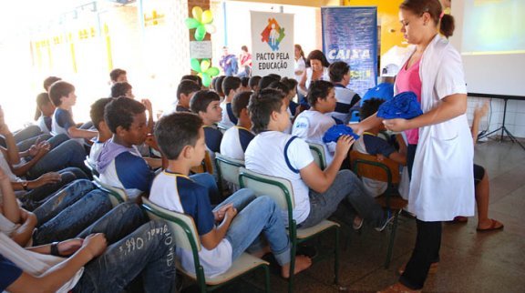 alunos_e_aulas rede estadual foto rep.jpeg