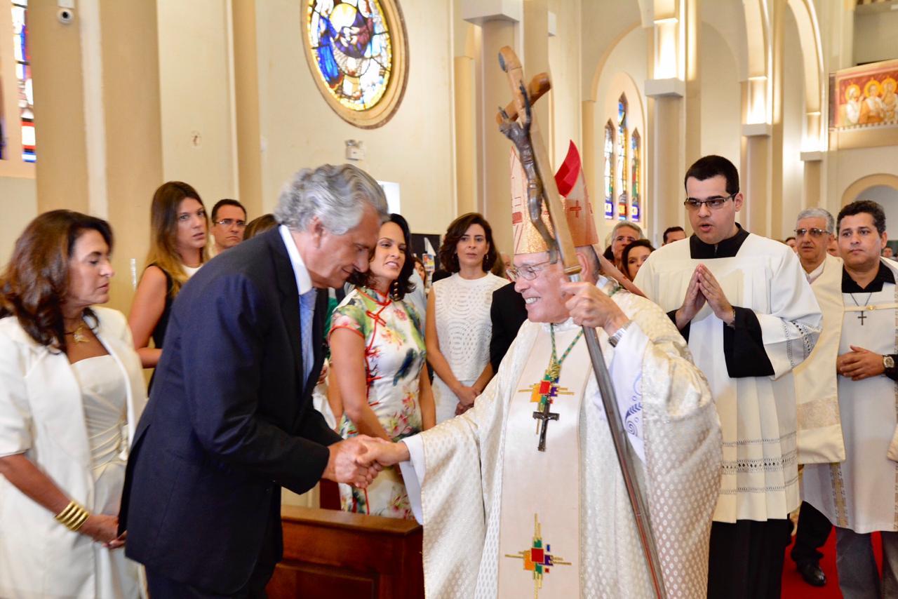 caiado-gracinha caiado- catedral- igreja catolica.jpeg
